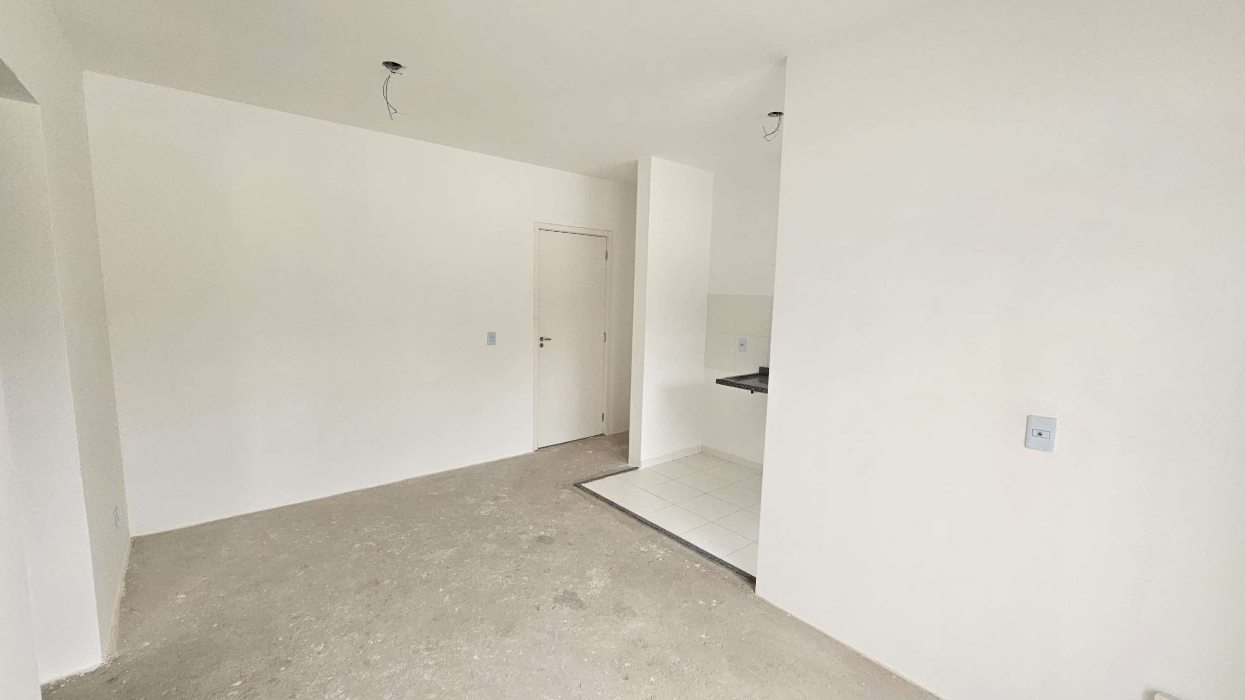 Sala, entrada do apartamento.