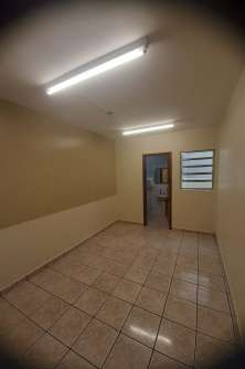 2° andar, 1° sala a direita.