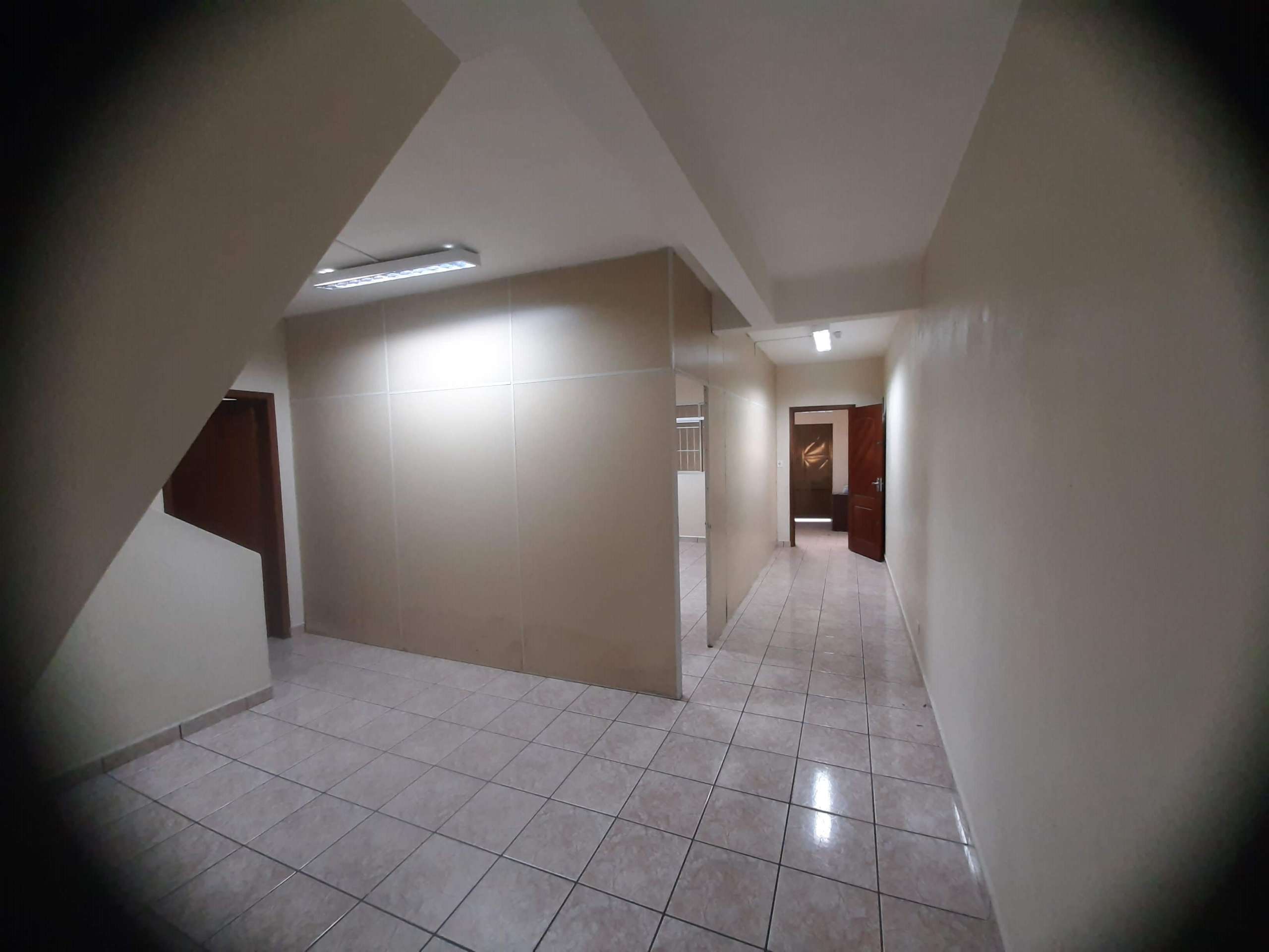1° andar corredor.