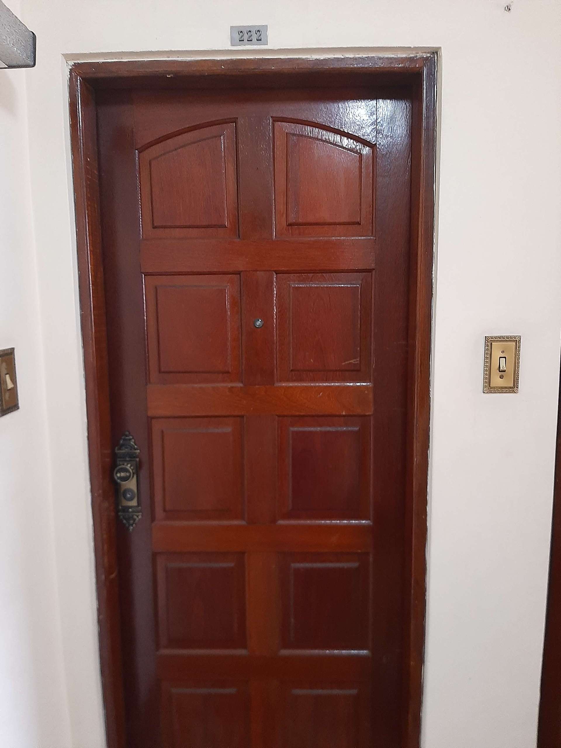 Porta do apartamento_001