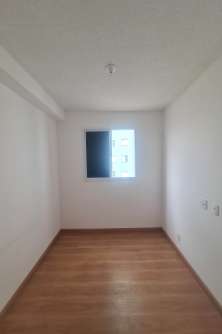 Quarto (esquerda)_002