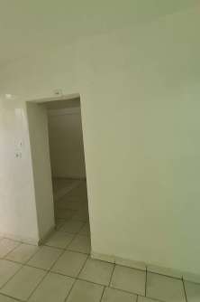 Casa secundária menor, sala_002