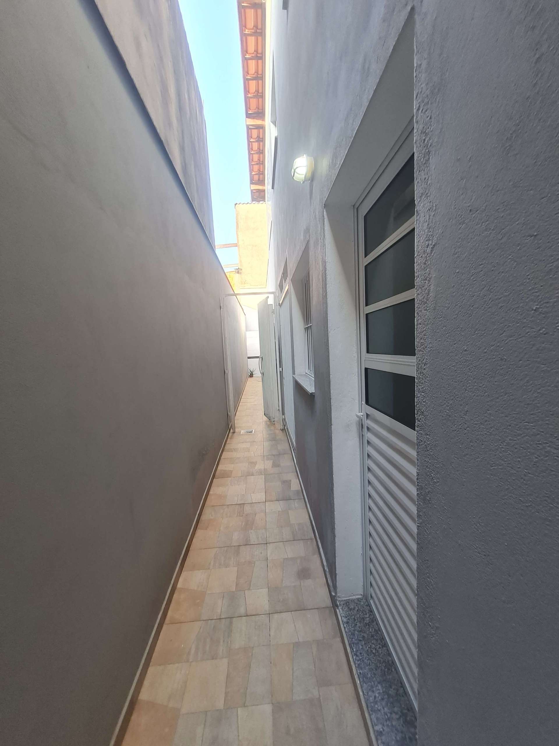 Corredor (acesso a casa)_001