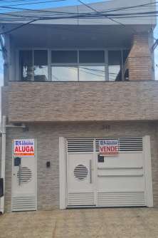 Frente da casa (rua)_001