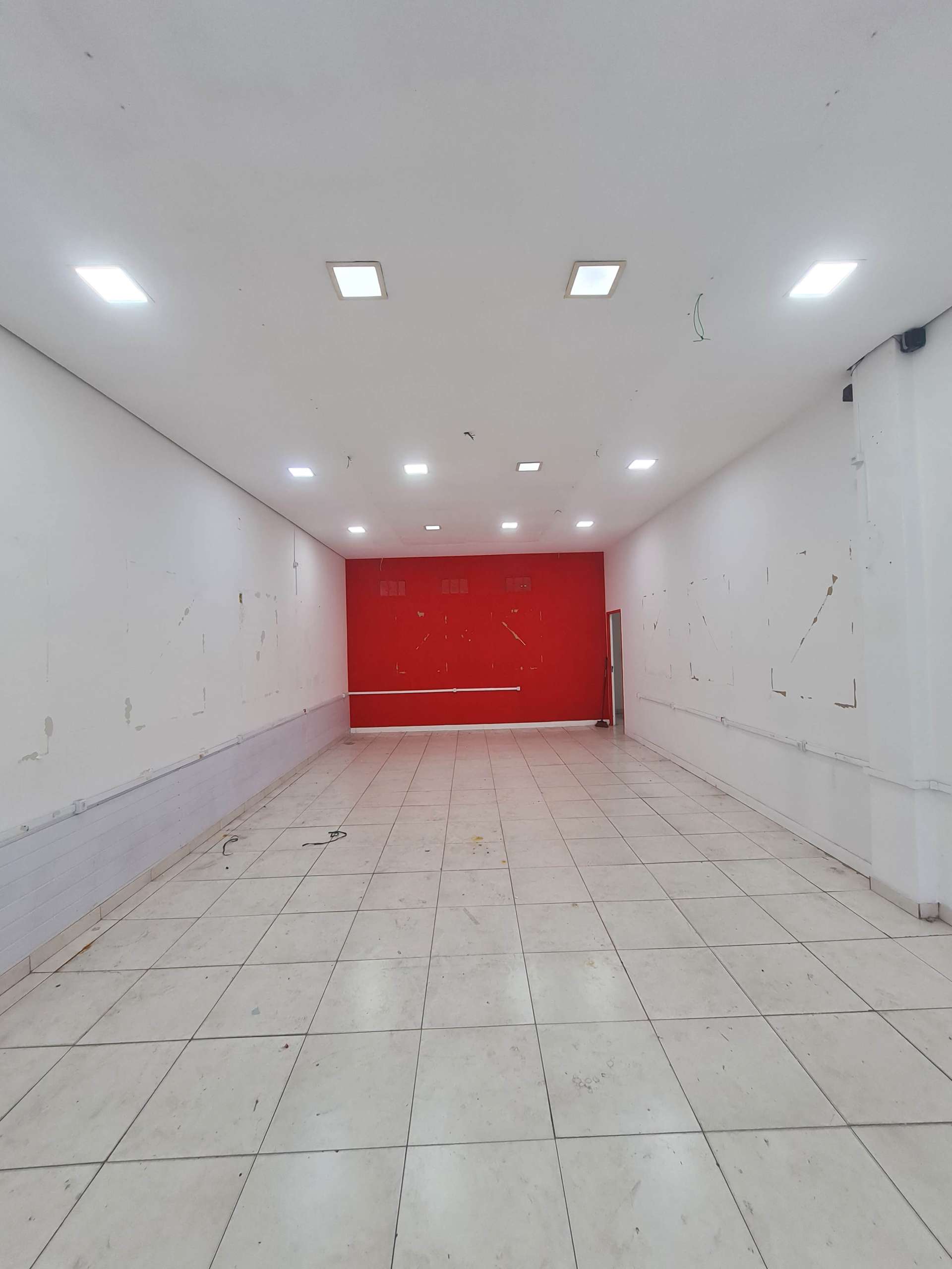 Salão, área interna, frente_003