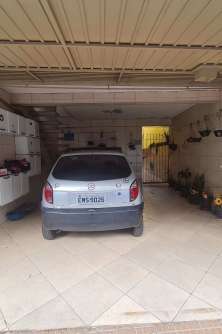 Garagem.