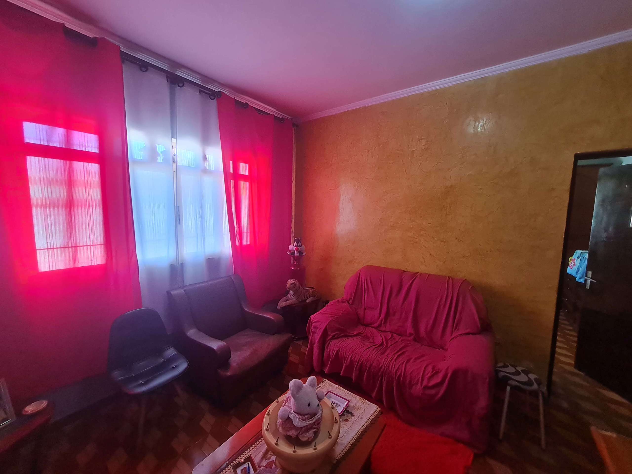 Casa da frente, sala_002