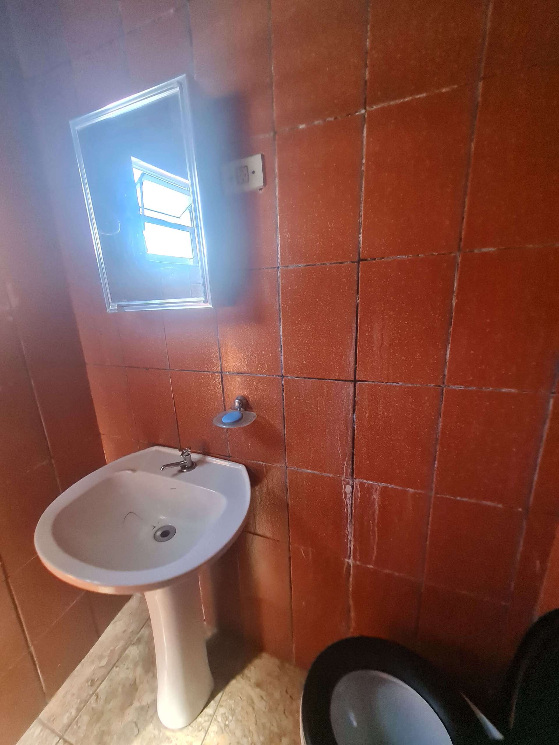 Banheiro (quarto 1° andar).