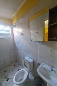 Casa dos fundos, banheiro