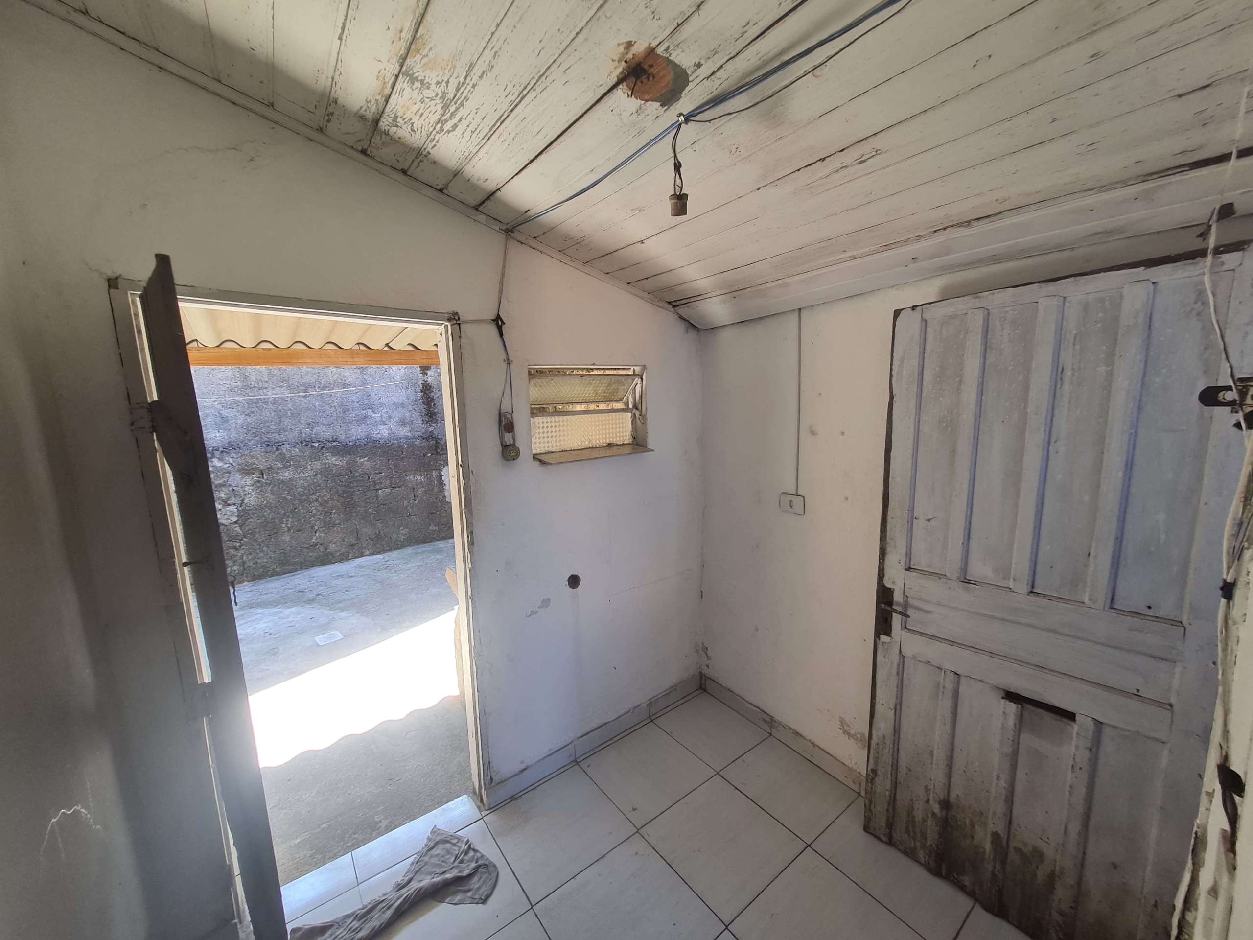 Quarto (fundos)_001