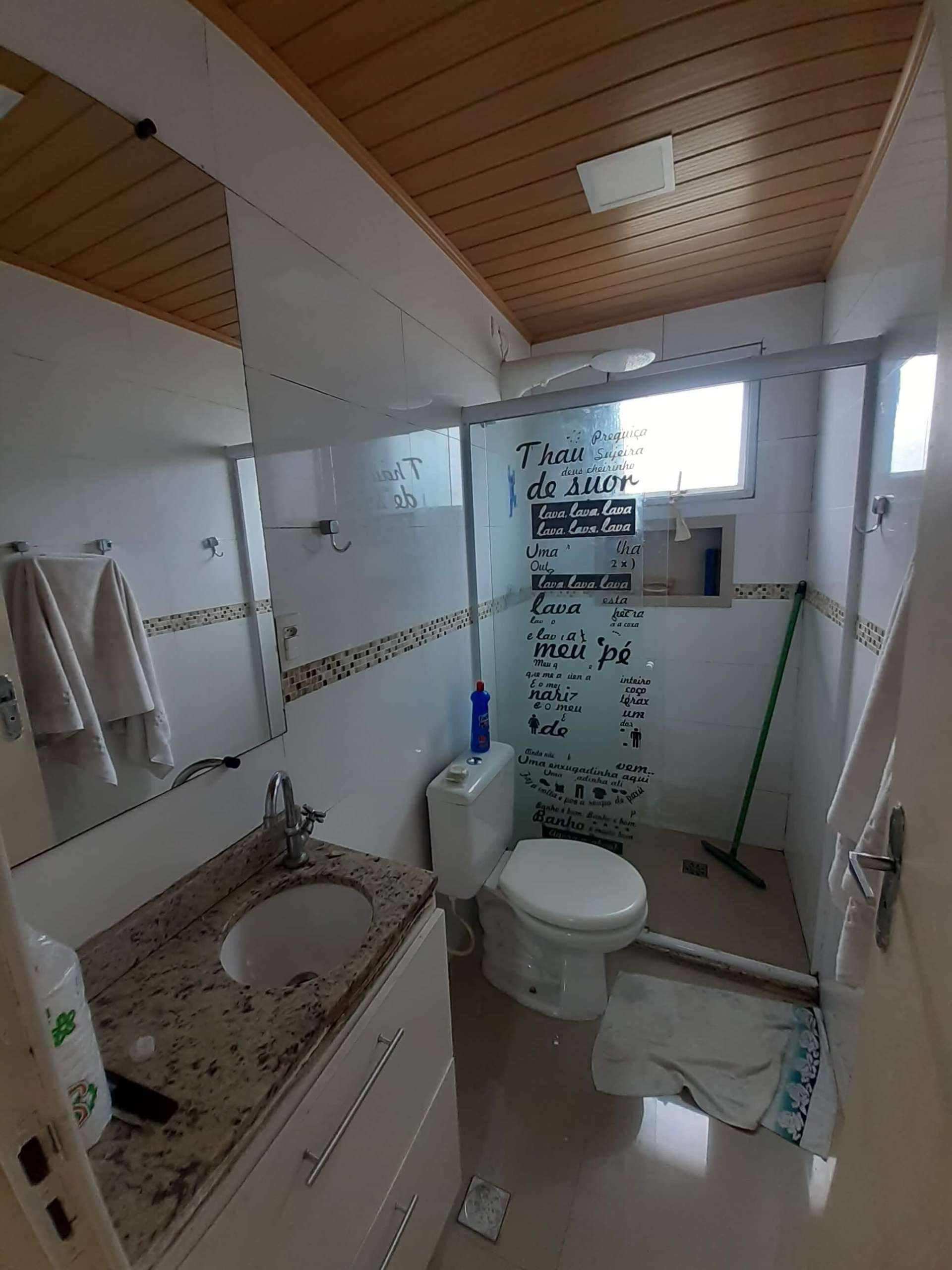 Banheiro (1° andar).