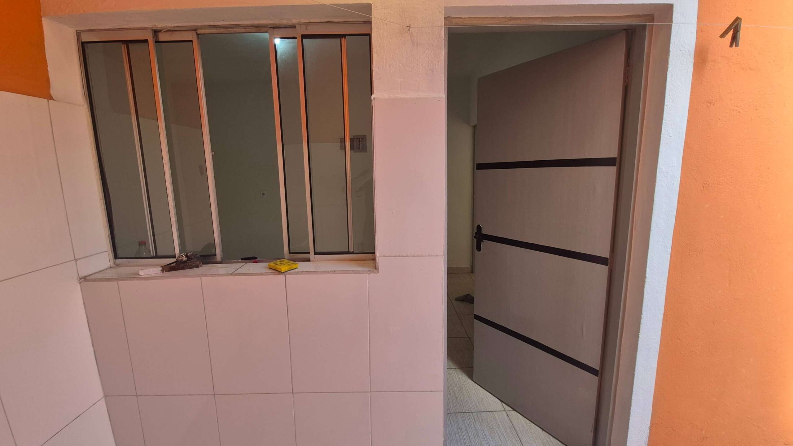 Acesso à área interna da residência